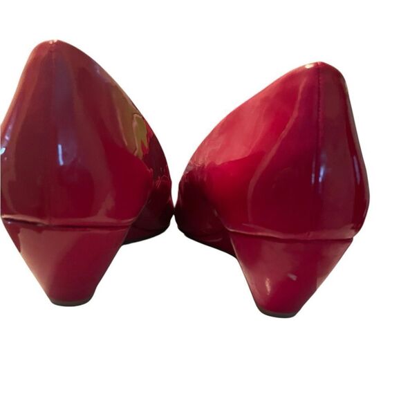 ALFANI RED PATENT PEEP TOE WEDGE, 9.5 - Picture 3 of 7